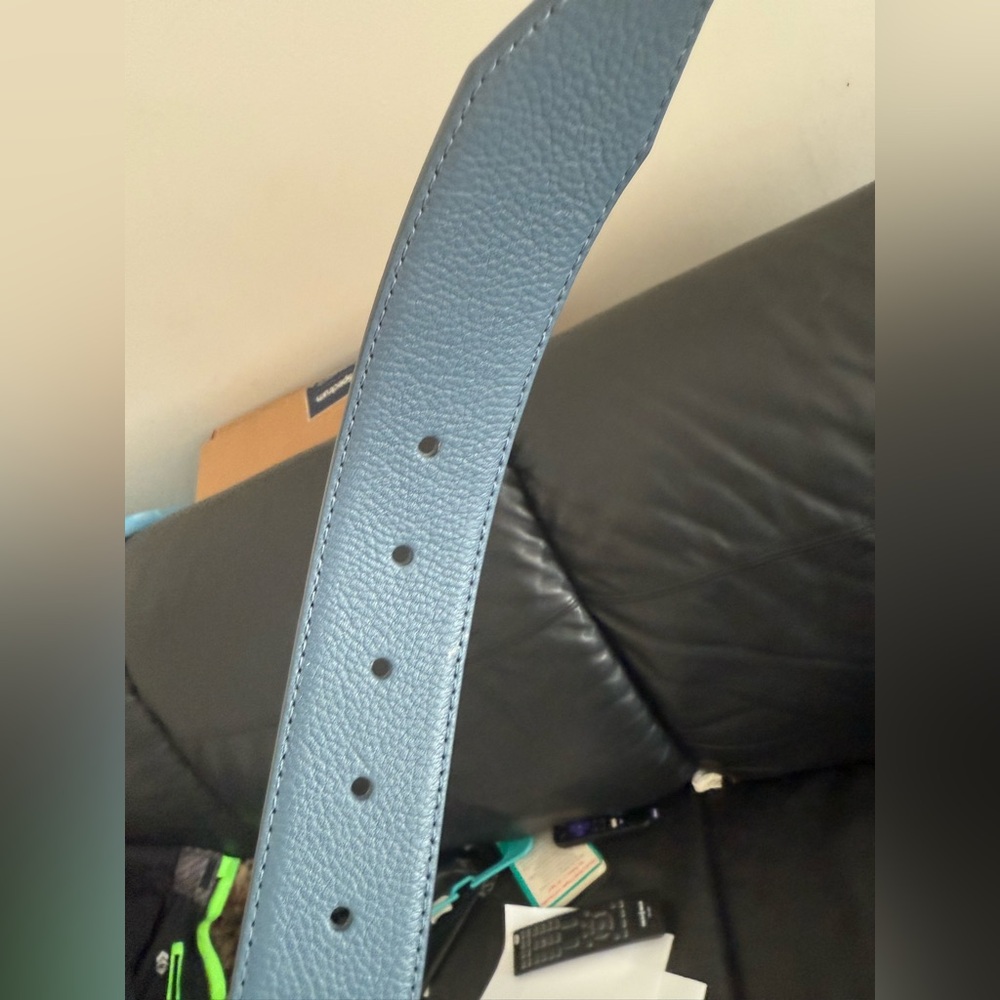 AUTHENTIC MICHAEL KORS LEATHER BELT BLUE W/MK CHARM LOGO BUCKLE SIZE small new - Picture 3 of 11